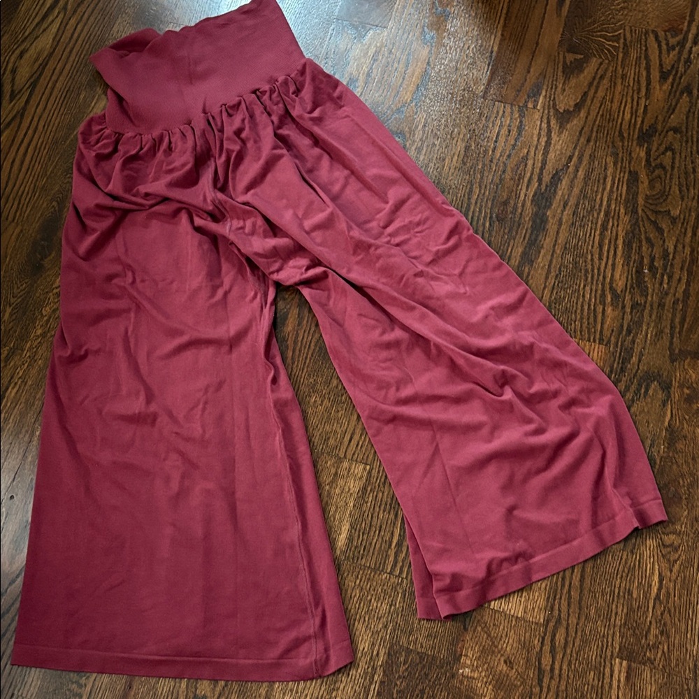 FP Movement Willow Wide Leg Chic Maroon Trousers M/L - Picture 6 of 6